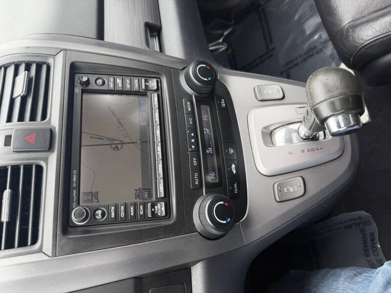 2009 Honda CR-V 3rd Gen - Image 4 of 21
