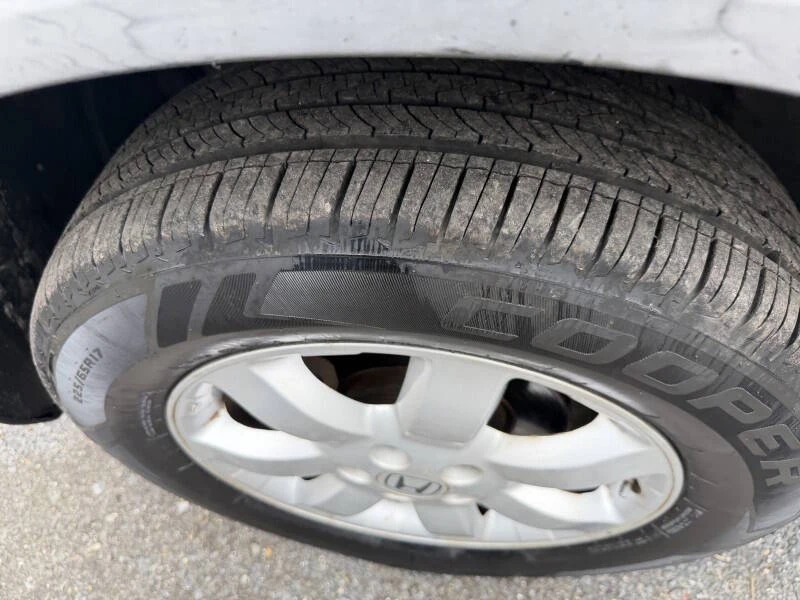 2009 Honda CR-V 3rd Gen - Image 14 of 21
