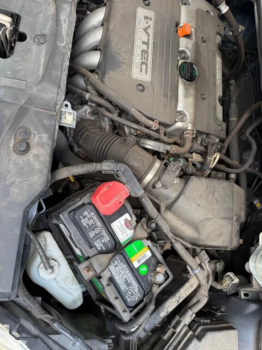 2009 Honda CR-V 3rd Gen - Image 11 of 16