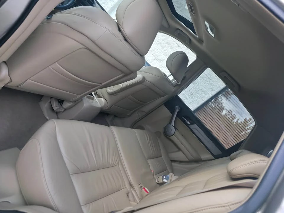 2009 Honda CR-V 3rd Gen - Image 11 of 13