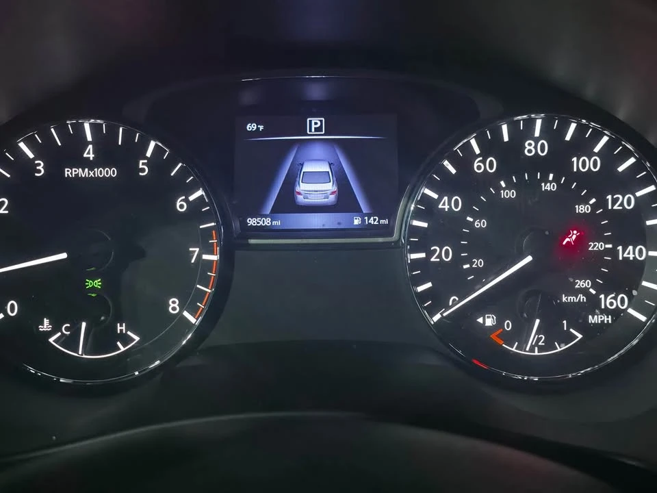 2009 Honda CR-V 3rd Gen - Image 2 of 13