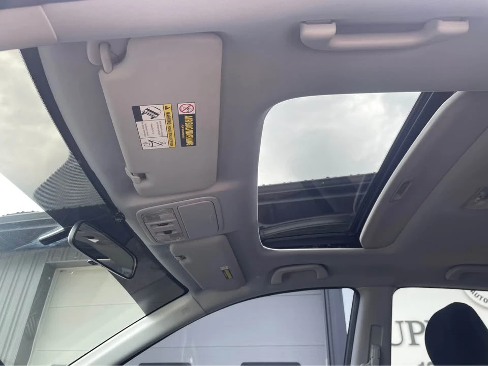 2009 Honda CR-V 3rd Gen - Image 9 of 16