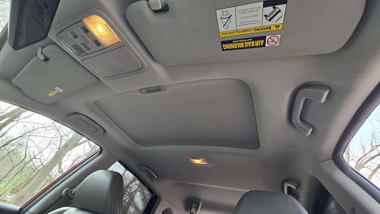 2009 Honda CR-V 3rd Gen - Image 17 of 21