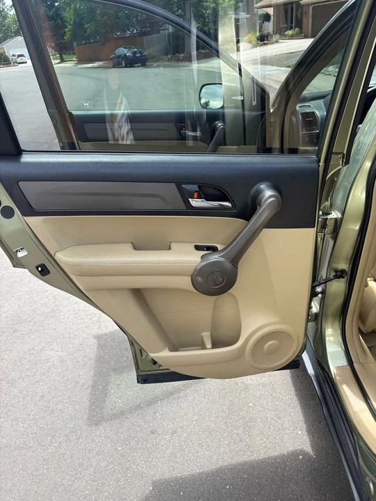2009 Honda CR-V 3rd Gen - Image 11 of 21