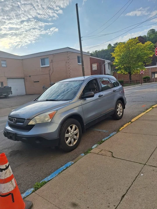2009 Honda CR-V 3rd Gen - Image 2 of 8