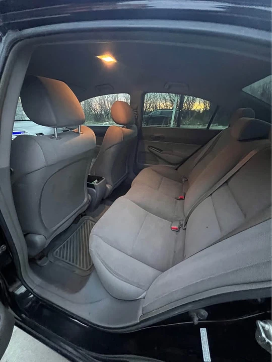 2009 Honda Civic 8th Gen - Image 13 of 20