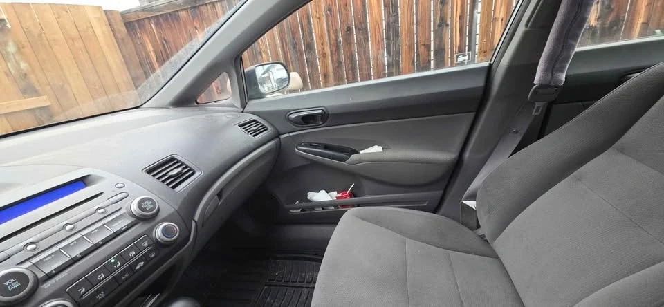2009 Honda Civic 8th Gen - Image 2 of 10