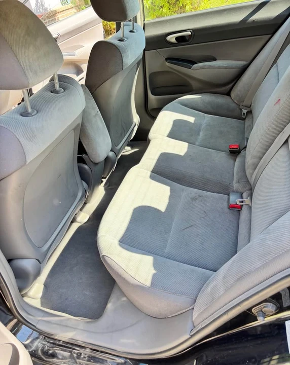 2009 Honda Civic 8th Gen - Image 4 of 5