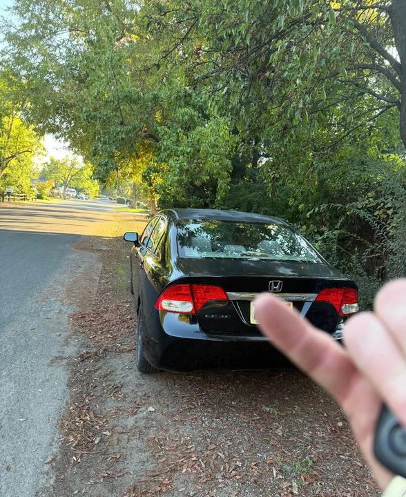 2009 Honda Civic 8th Gen - Image 5 of 5