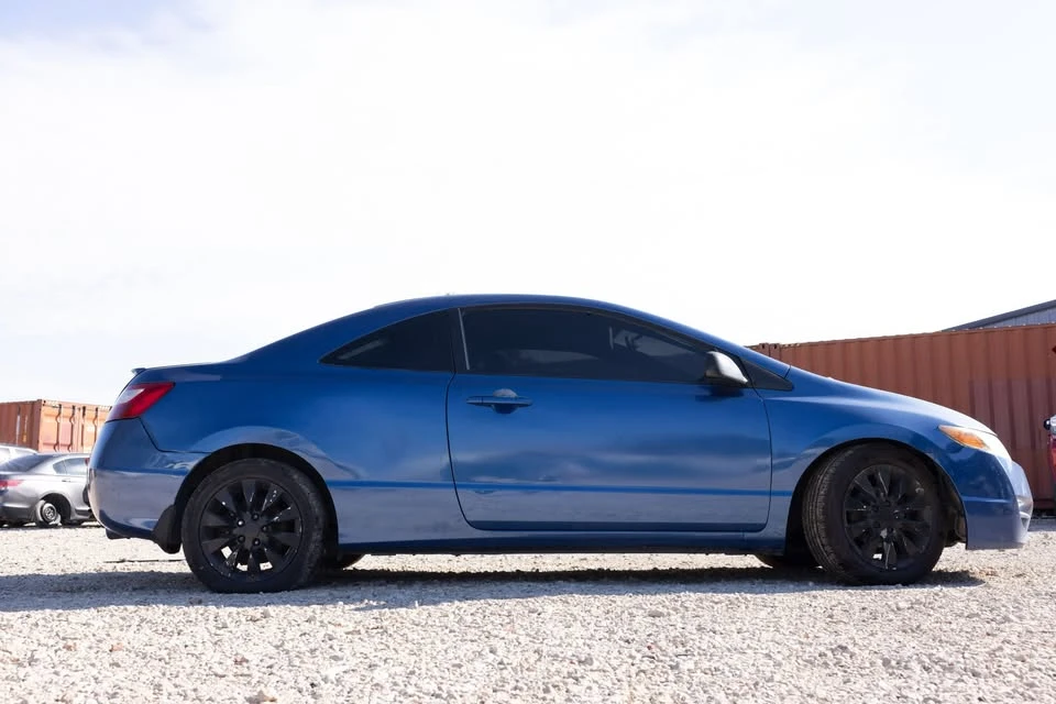 2009 Honda Civic 8th Gen - Image 11 of 20