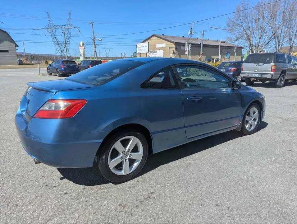 2009 Honda Civic 8th Gen - Image 4 of 13