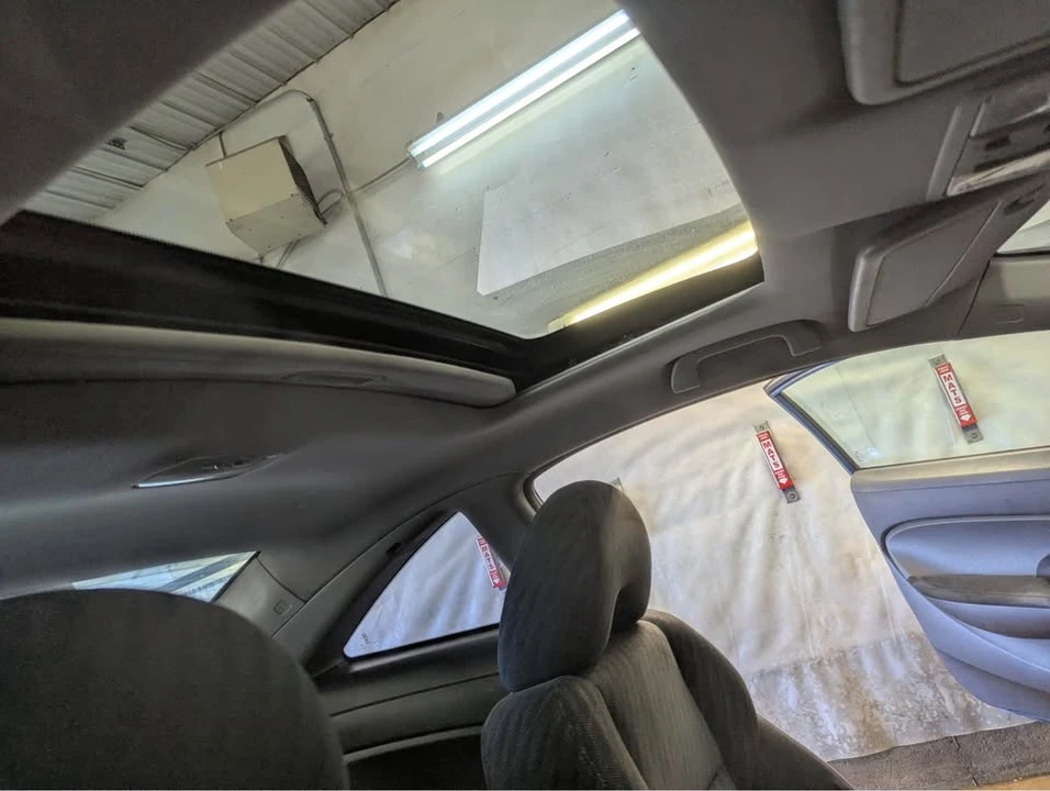 2009 Honda Civic 8th Gen - Image 8 of 13