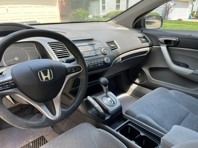 2009 Honda Civic 8th Gen - Image 3 of 3