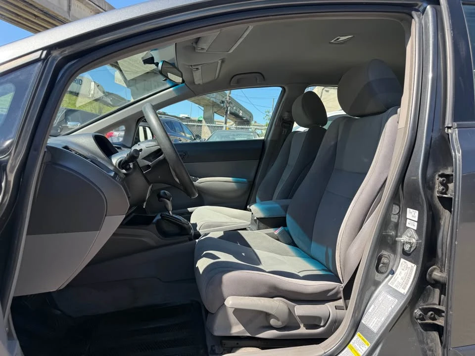 2009 Honda Civic 8th Gen - Image 9 of 18