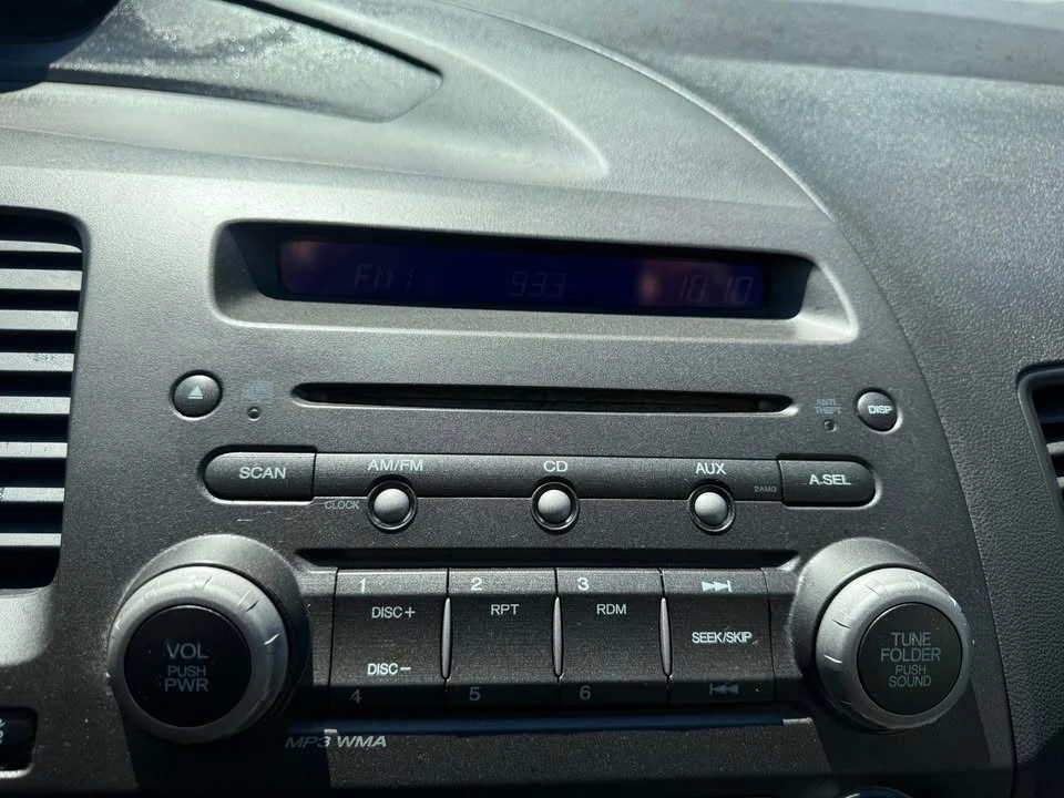 2009 Honda Civic 8th Gen - Image 13 of 18