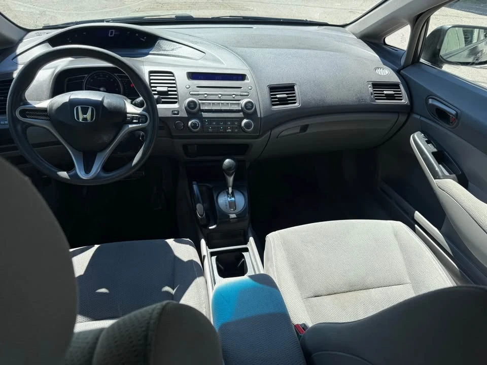 2009 Honda Civic 8th Gen - Image 10 of 18