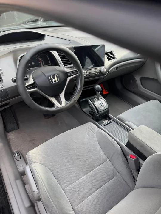 2009 Honda Civic 8th Gen - Image 7 of 11