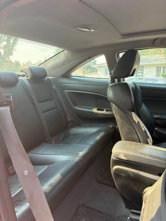 2009 Honda Civic 8th Gen - Image 4 of 8