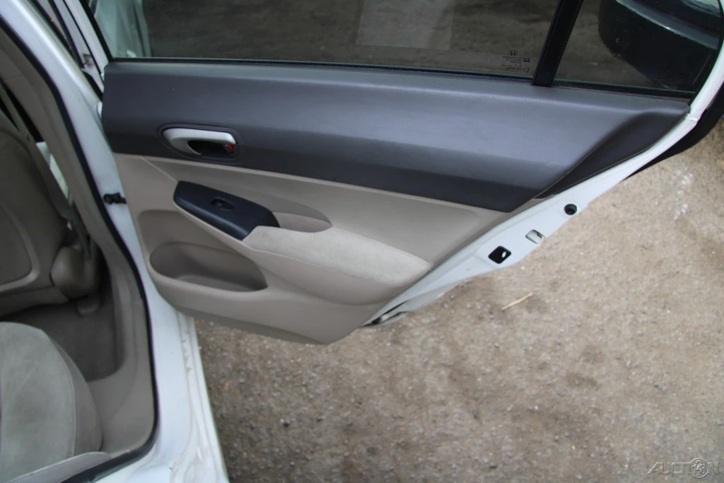 2009 Honda Civic 8th Gen - Image 20 of 21