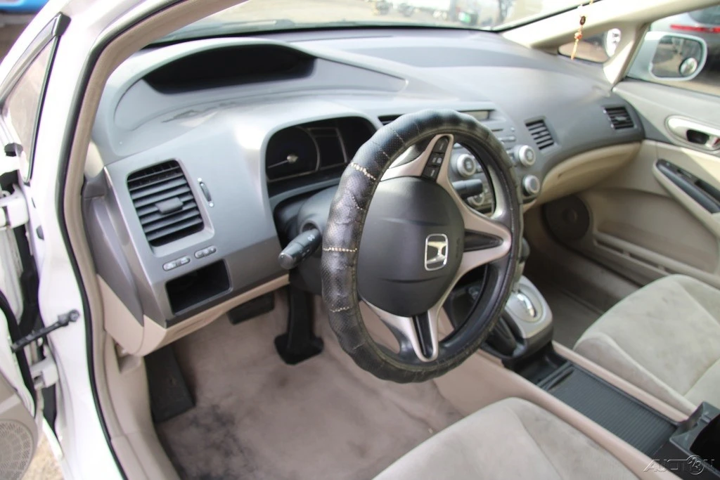 2009 Honda Civic 8th Gen - Image 13 of 21