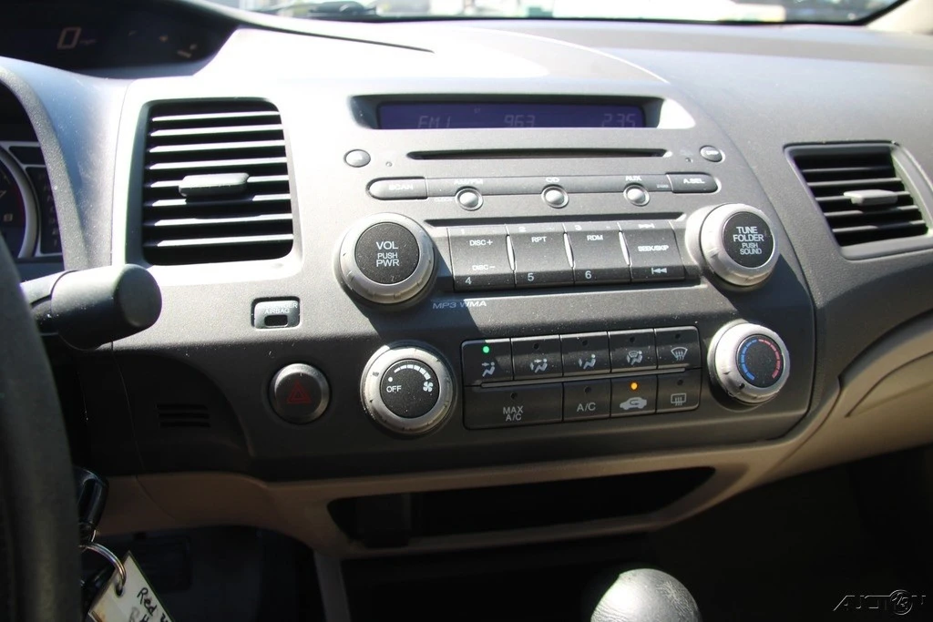 2009 Honda Civic 8th Gen - Image 18 of 21