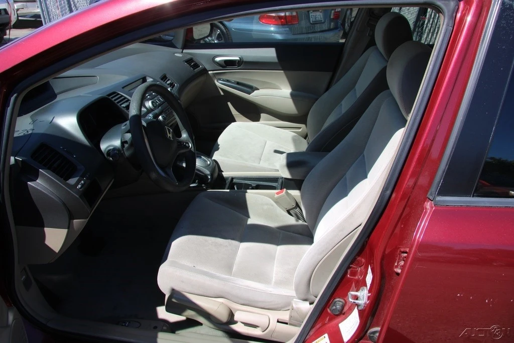 2009 Honda Civic 8th Gen - Image 13 of 21