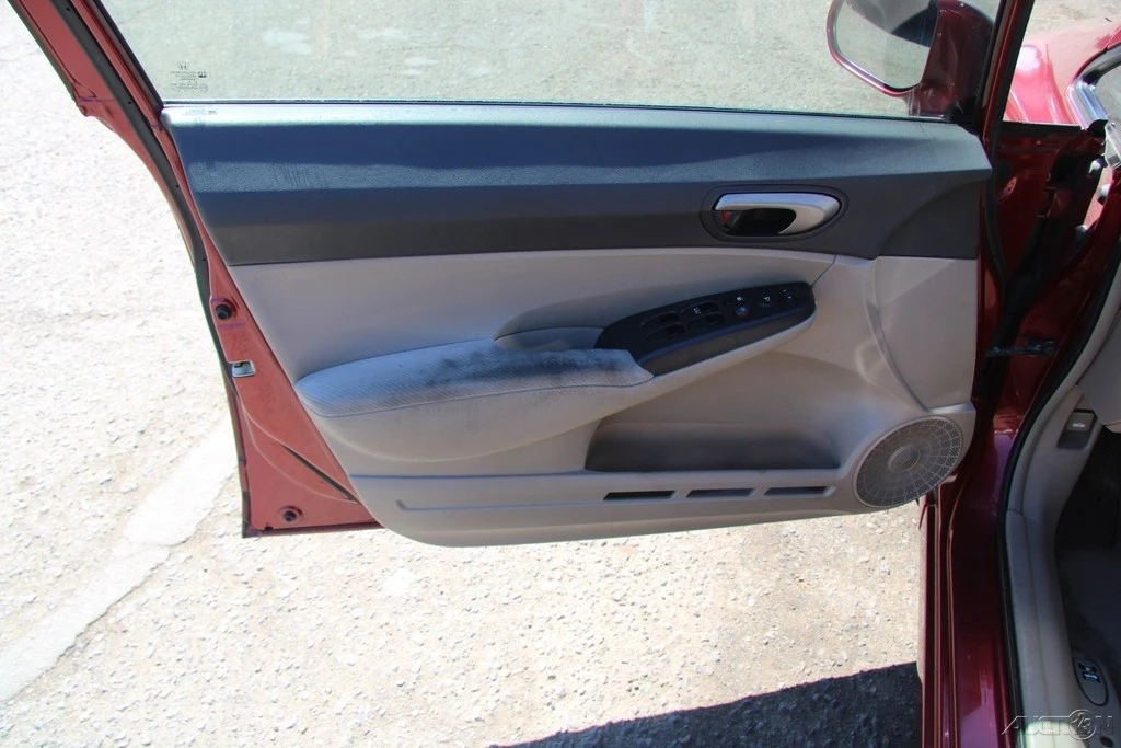 2009 Honda Civic 8th Gen - Image 12 of 21