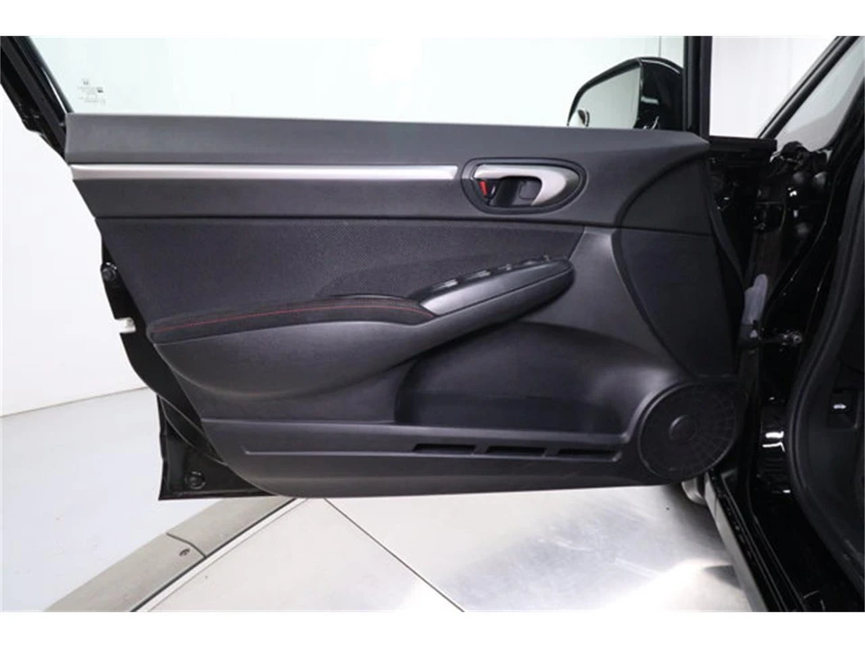 2009 Honda Civic 8th Gen - Image 19 of 31