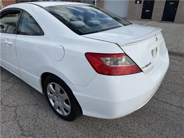 2009 Honda Civic 8th Gen - Image 14 of 21