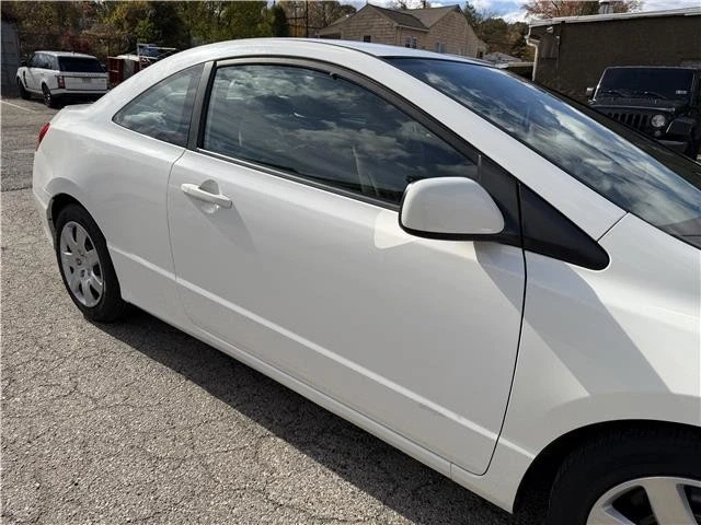 2009 Honda Civic 8th Gen - Image 7 of 21