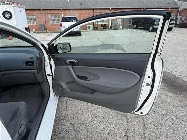 2009 Honda Civic 8th Gen - Image 18 of 21