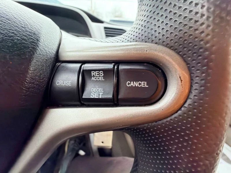 2009 Honda Civic 8th Gen - Image 6 of 12