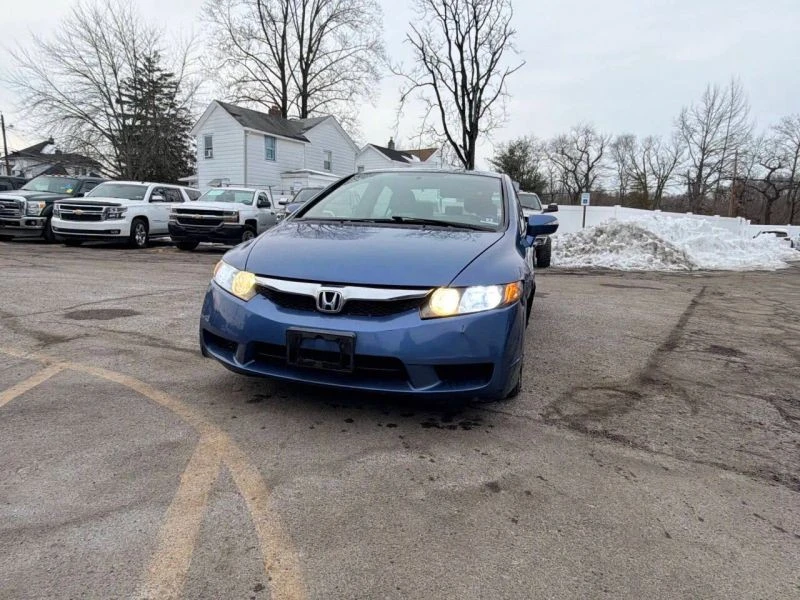 2009 Honda Civic 8th Gen - Image 2 of 12