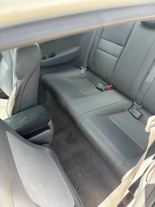 2009 Honda Civic 8th Gen - Image 3 of 9