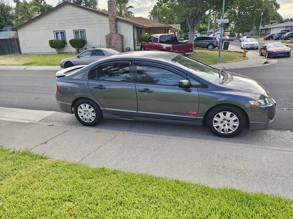2009 Honda Civic 8th Gen - Image 14 of 20