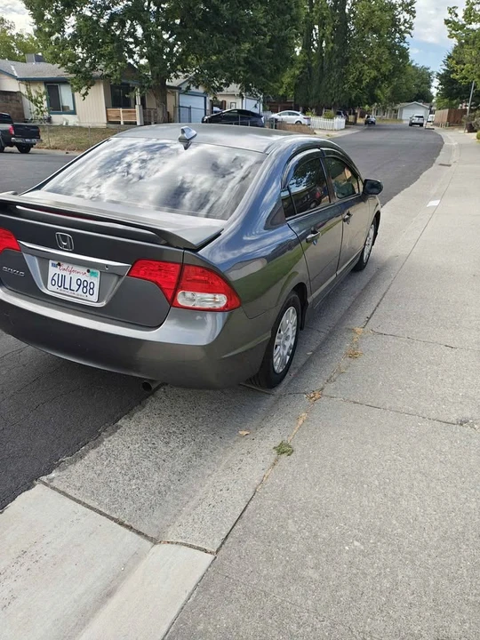 2009 Honda Civic 8th Gen - Image 3 of 20