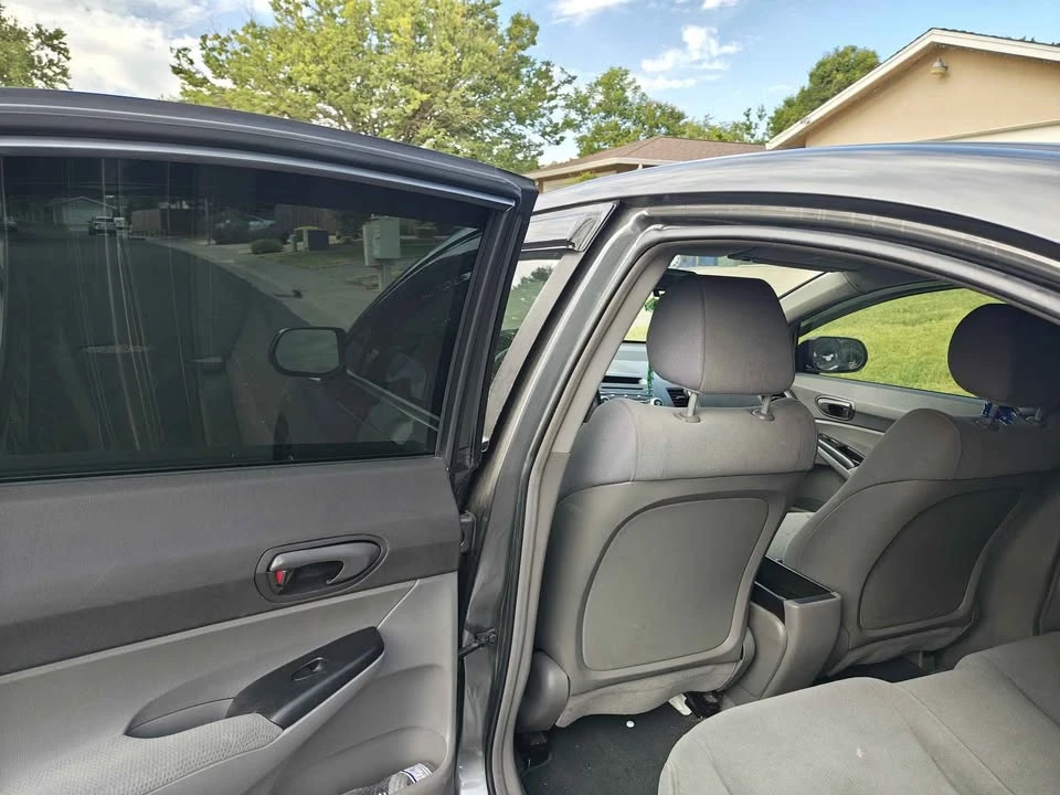 2009 Honda Civic 8th Gen - Image 11 of 20