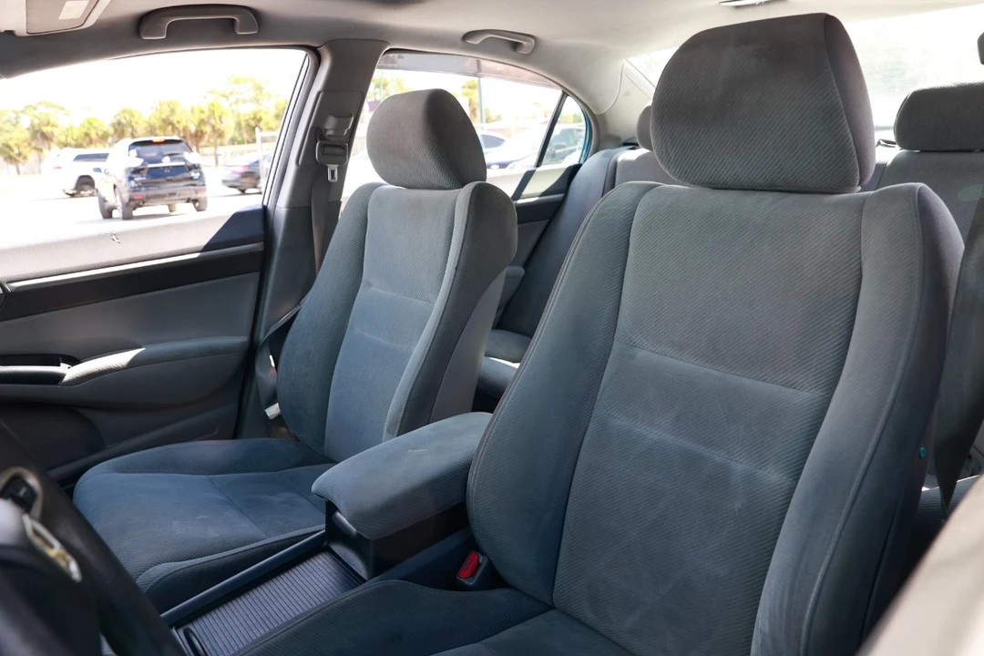 2009 Honda Civic 8th Gen - Image 6 of 12