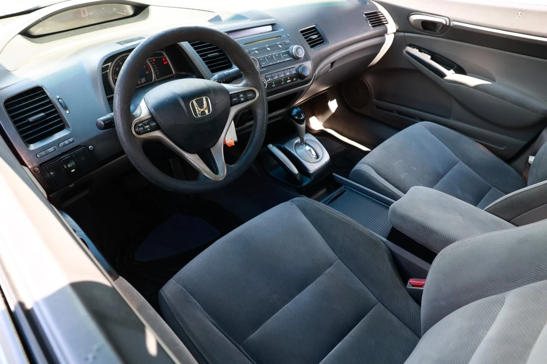 2009 Honda Civic 8th Gen - Image 4 of 12