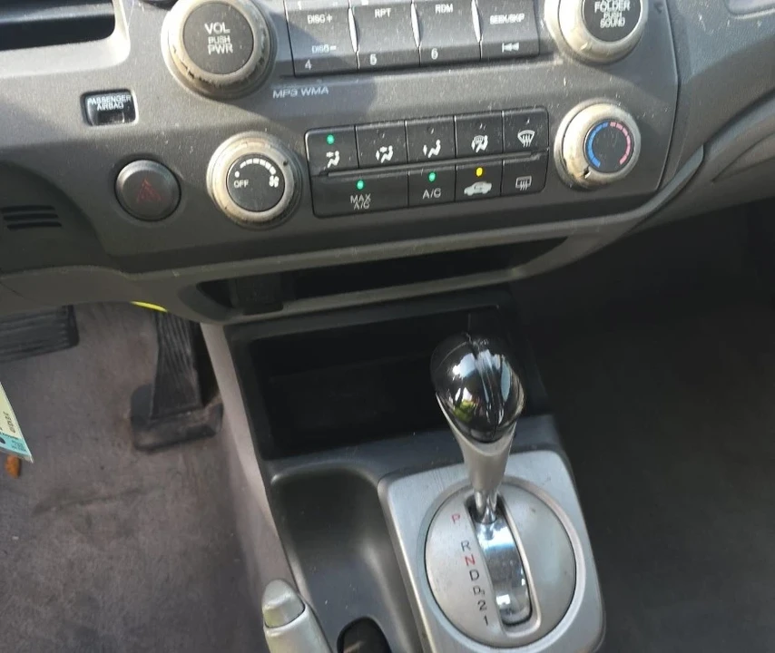 2009 Honda Civic 8th Gen - Image 10 of 12