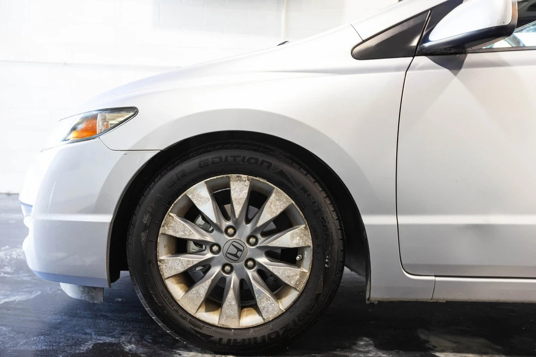 2009 Honda Civic 8th Gen - Image 5 of 12