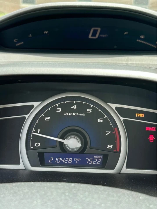 2009 Honda Civic 8th Gen - Image 6 of 9