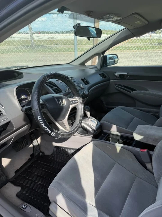 2009 Honda Civic 8th Gen - Image 6 of 7