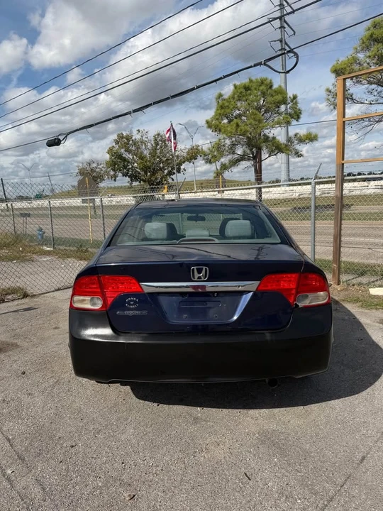 2009 Honda Civic 8th Gen - Image 4 of 7