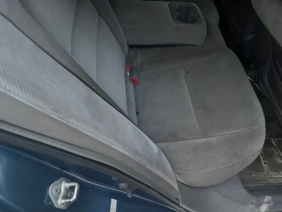 2009 Honda Civic 8th Gen - Image 5 of 13