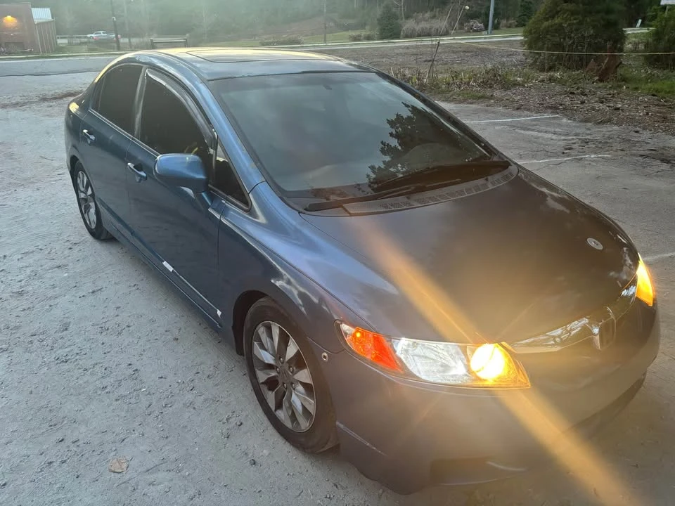 2009 Honda Civic 8th Gen - Image 7 of 13