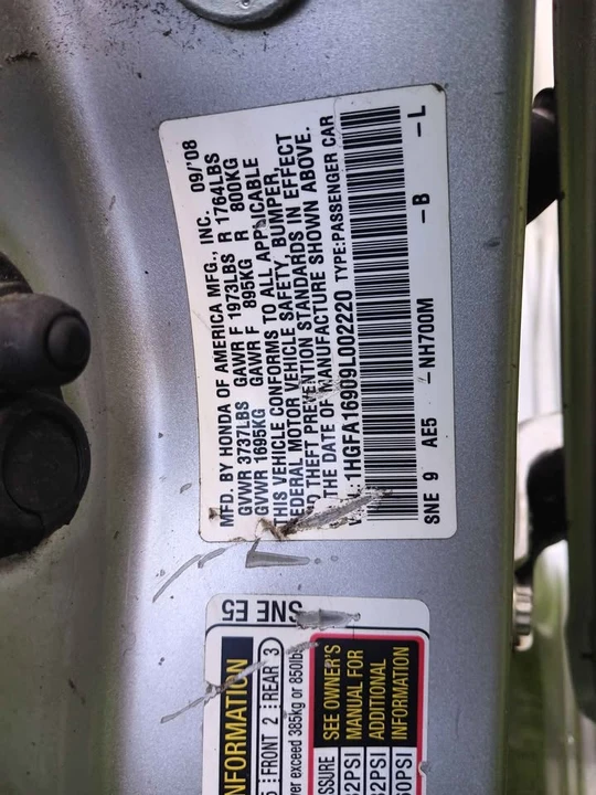 2009 Honda Civic 8th Gen - Image 14 of 15