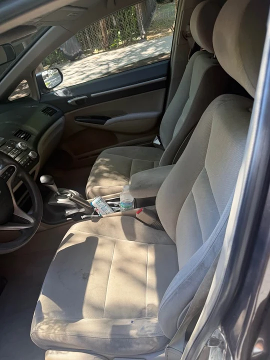 2009 Honda Civic 8th Gen - Image 3 of 9