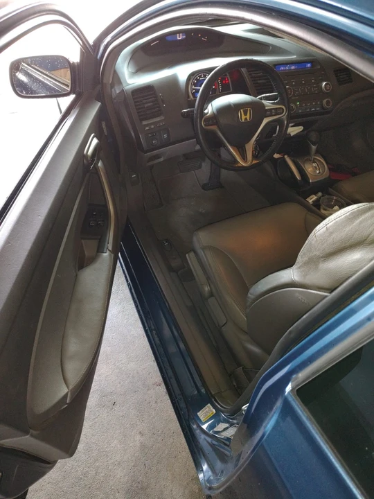 2009 Honda Civic 8th Gen - Image 2 of 19