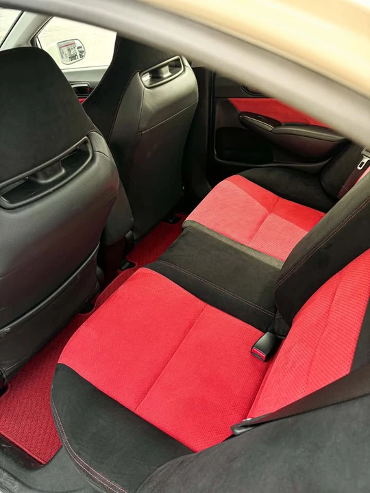 2009 Honda FD2/FN2 Civic Type R - Image 12 of 18